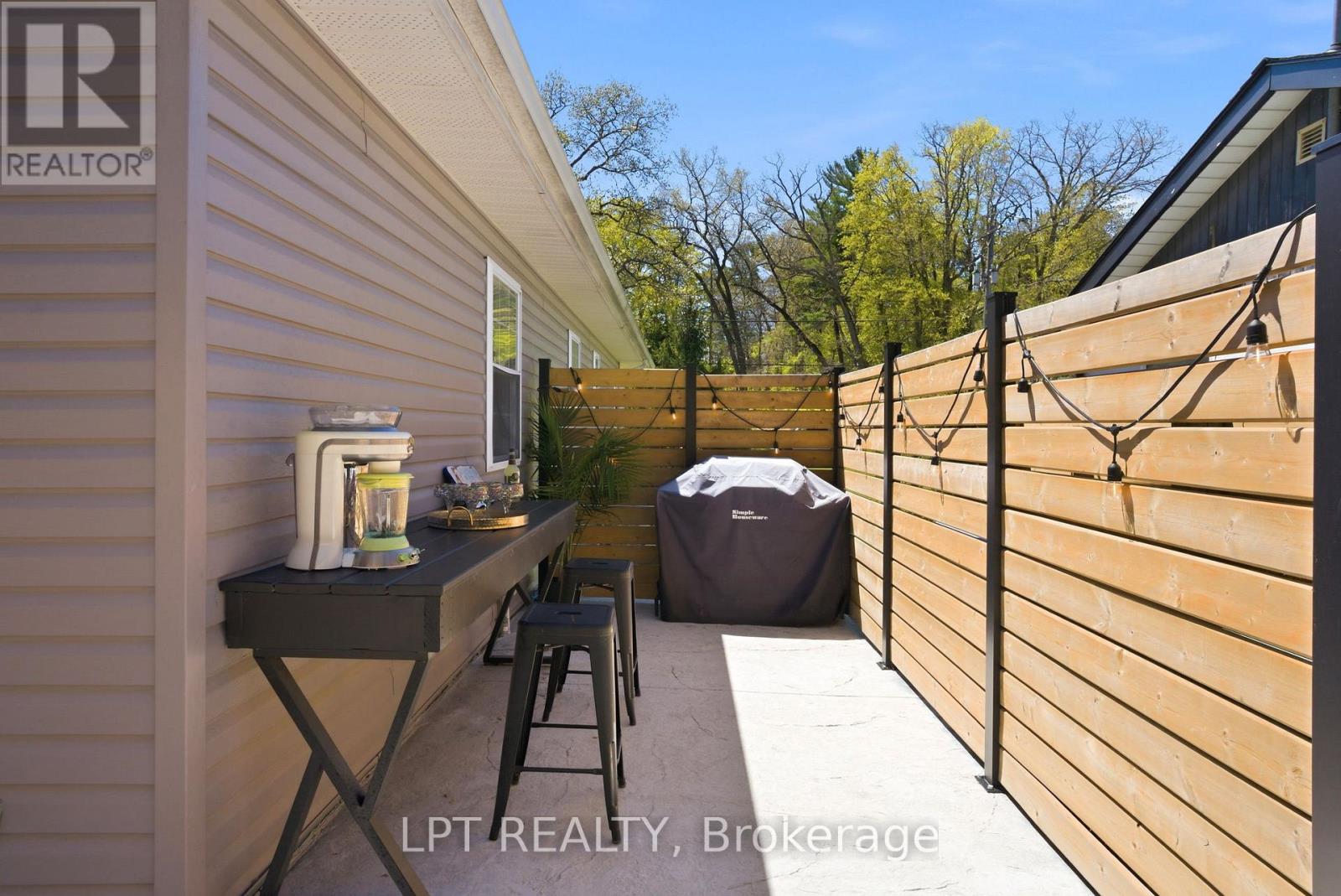 7652 Riverside Drive, Lambton Shores, Ontario  N0M 2L0 - Photo 41 - X13137284