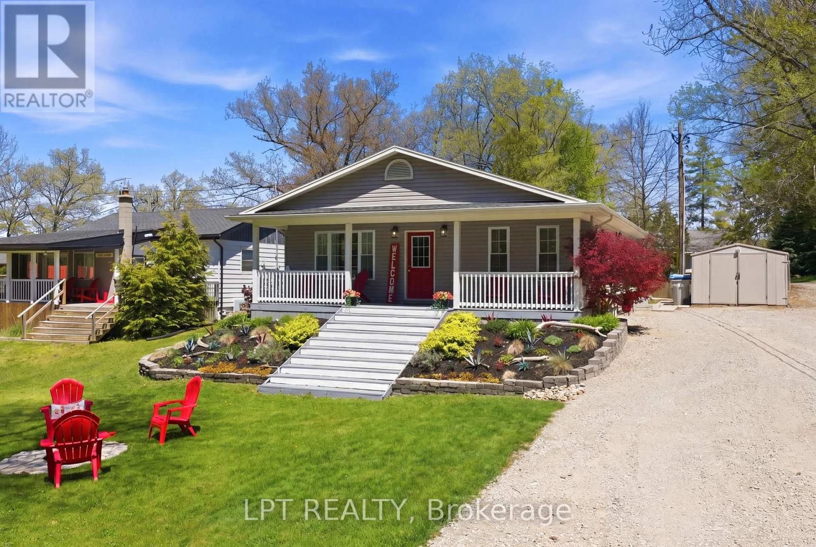 7652 Riverside Drive, Lambton Shores, Ontario  N0M 2L0 - Photo 5 - X13137284