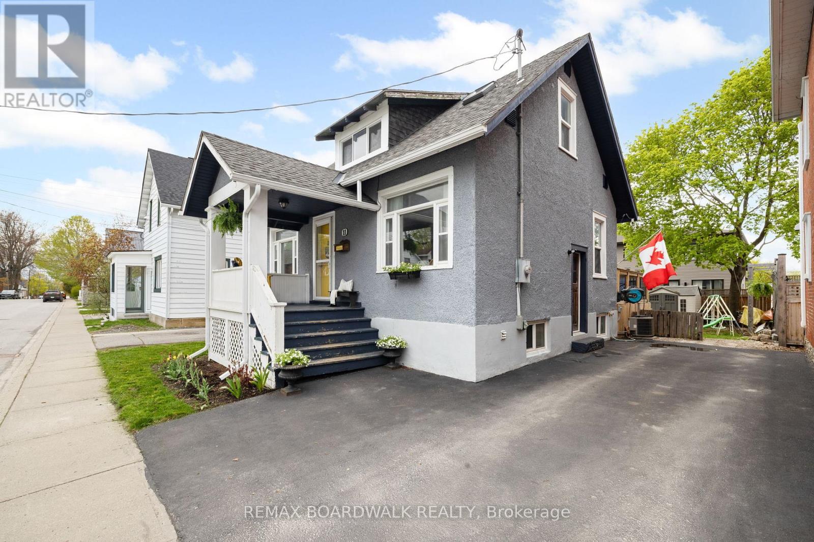11 Frank Street, Carleton Place, Ontario  K7C 2Z6 - Photo 3 - X13137362