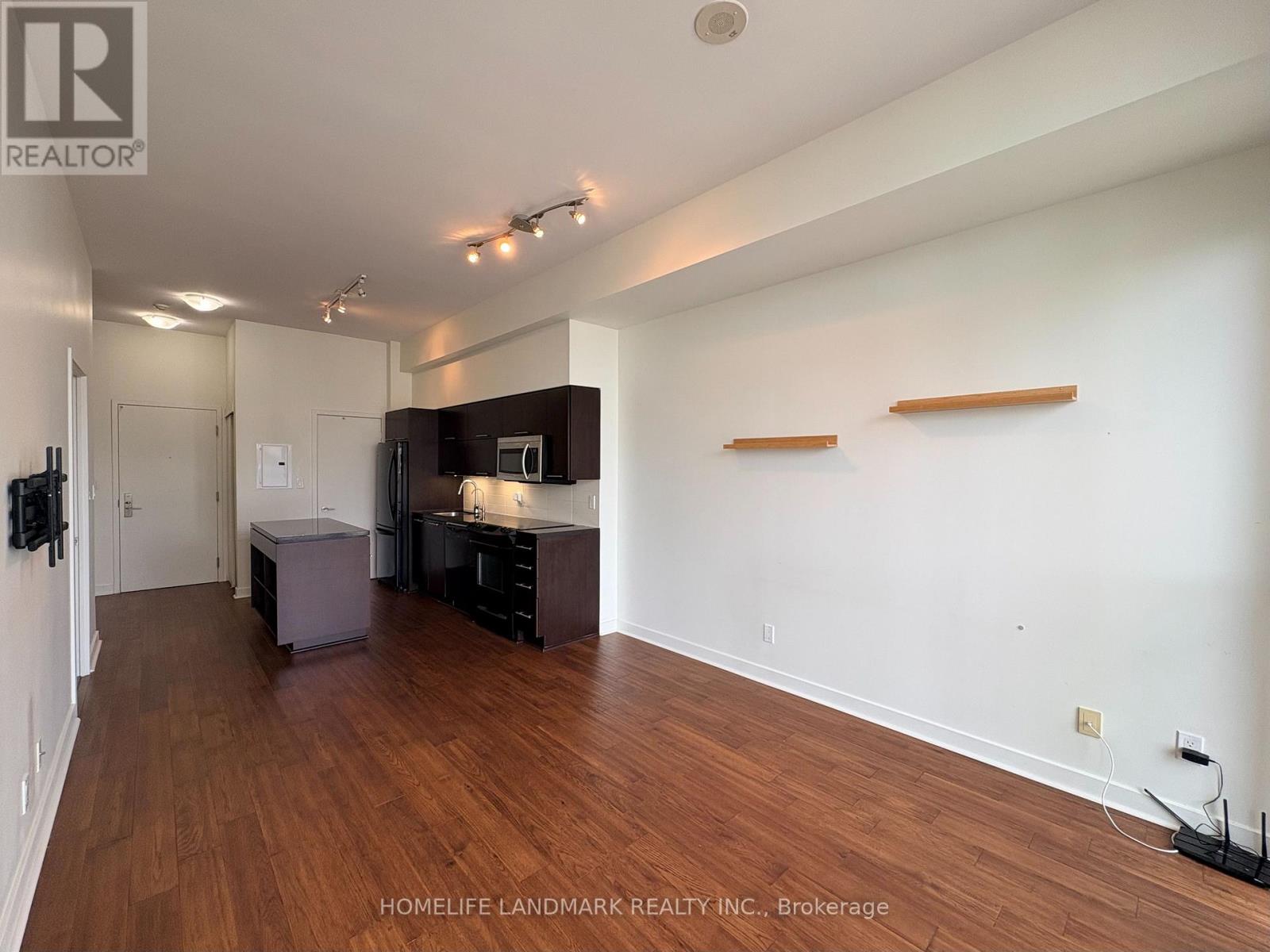 2206 - 126 Simcoe Street, Toronto, Ontario  M5H 4E6 - Photo 3 - C13103638