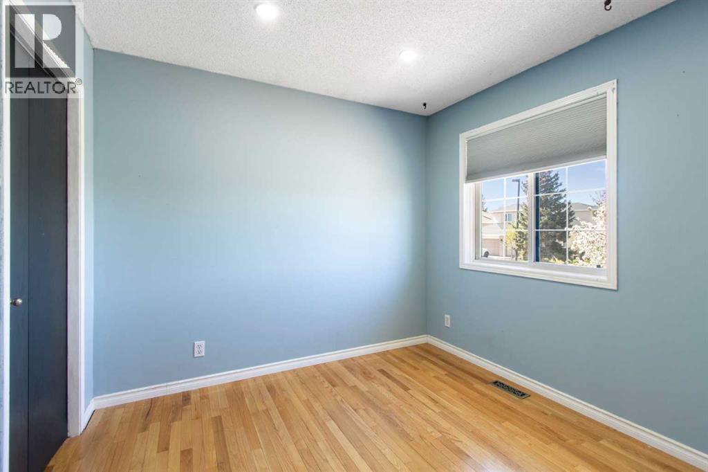40 Mt Assiniboine Circle Se, Calgary, Alberta  T2Z 2N8 - Photo 27 - A2310951