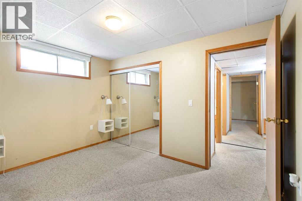 40 Mt Assiniboine Circle Se, Calgary, Alberta  T2Z 2N8 - Photo 32 - A2310951