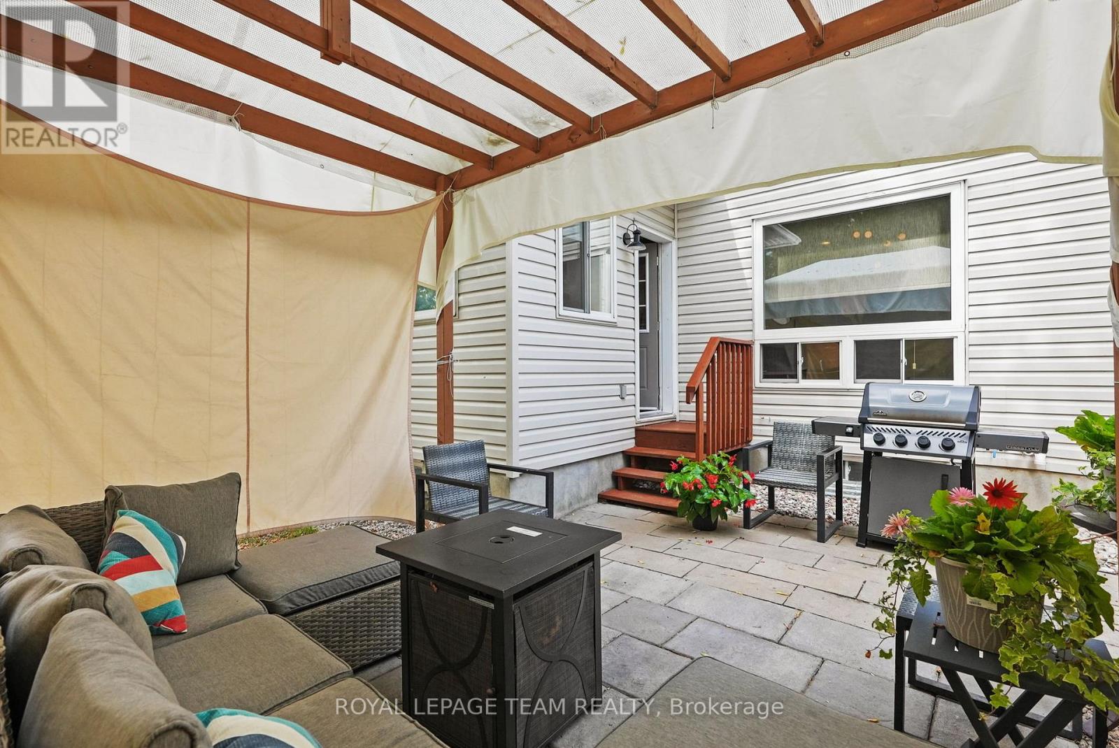 2122 Saunders Avenue, Ottawa, Ontario  K2A 4C7 - Photo 38 - X13096644
