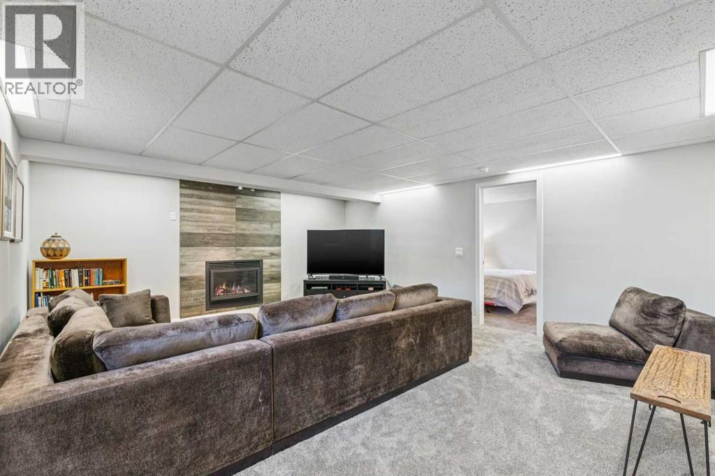 47 Hawkside Park NW, Calgary, Alberta  T3G 2W4 - Photo 24 - A2310206