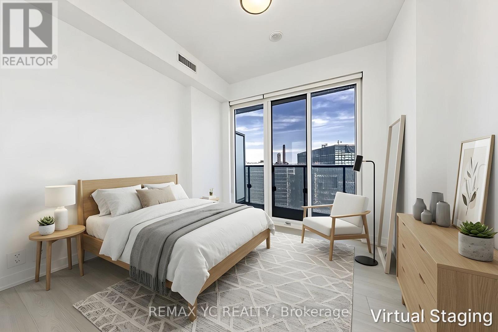 1302 - 15 Queens Quay E, Toronto, Ontario  M5E 0C5 - Photo 13 - C13137352