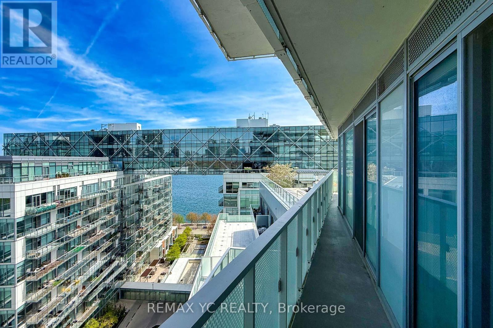 1302 - 15 Queens Quay E, Toronto, Ontario  M5E 0C5 - Photo 22 - C13137352