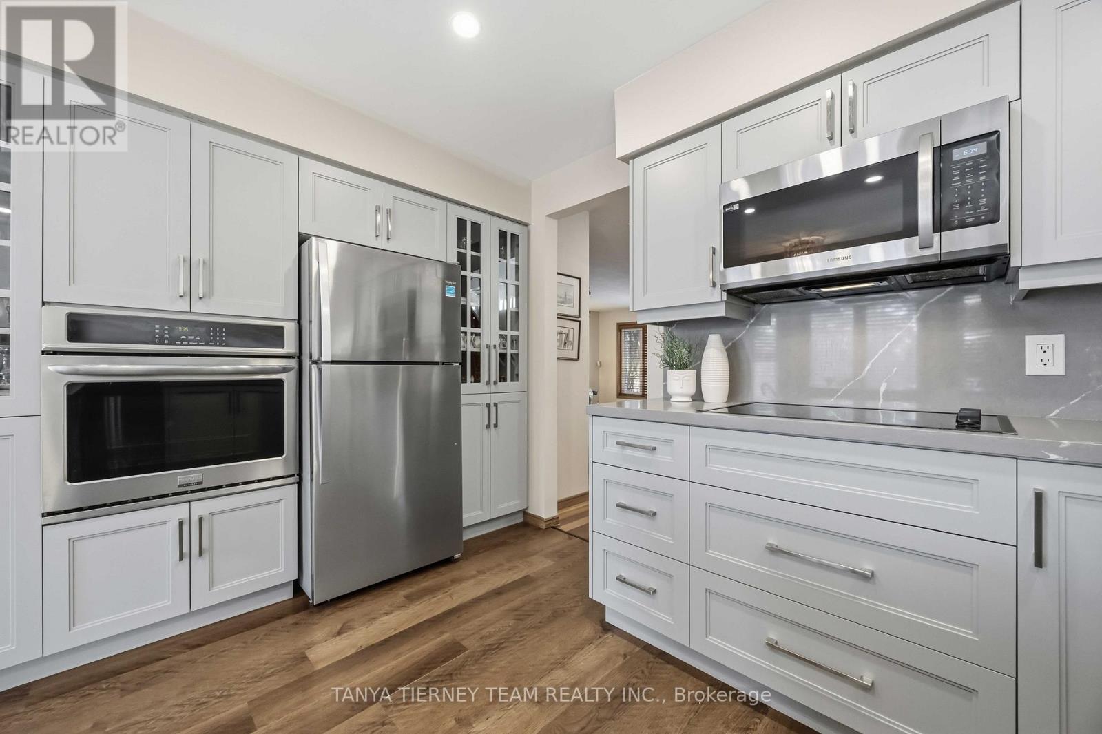 575 Park Crescent, Pickering, Ontario  L1W 2E1 - Photo 21 - E13137384