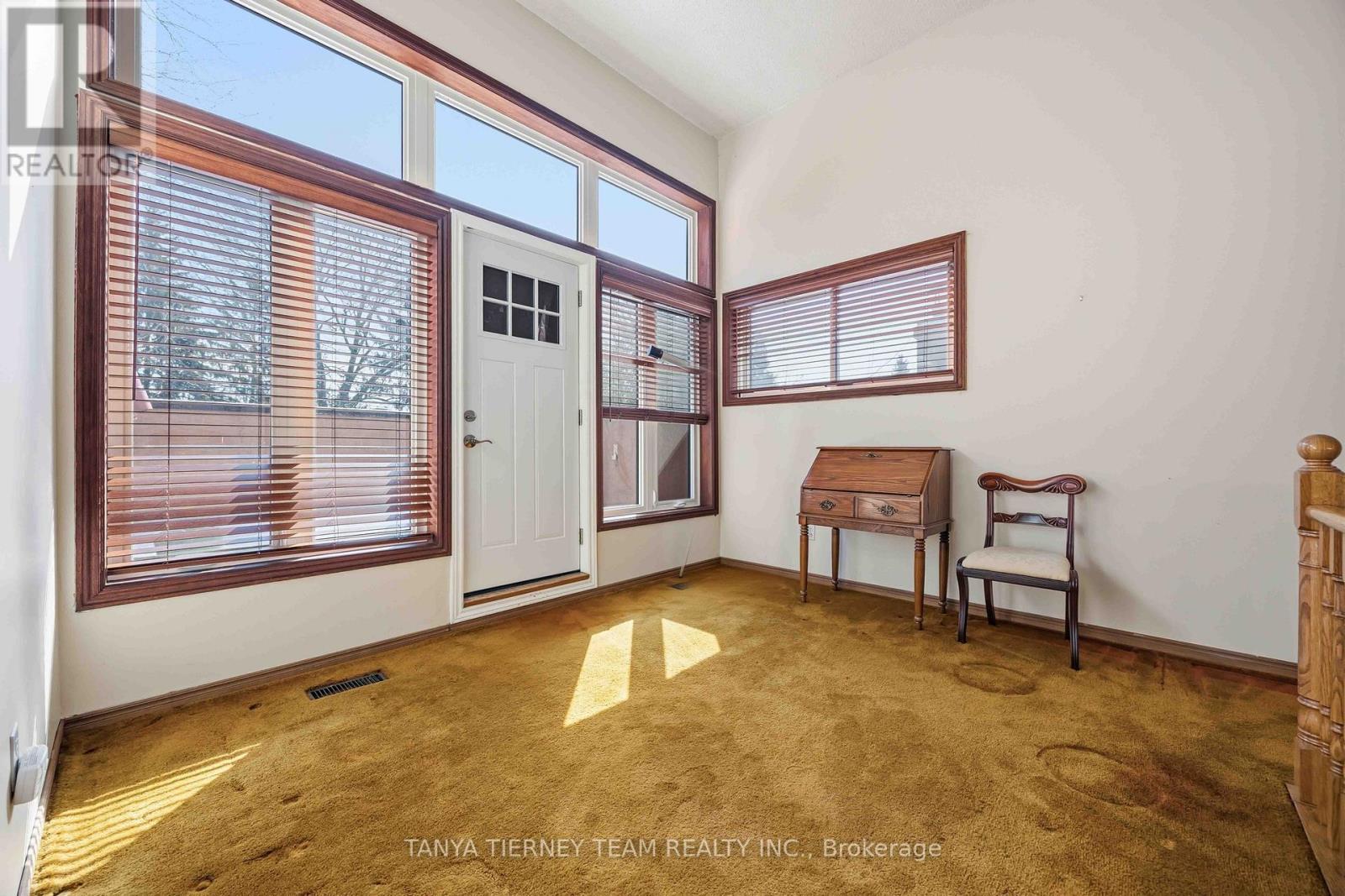575 Park Crescent, Pickering, Ontario  L1W 2E1 - Photo 36 - E13137384