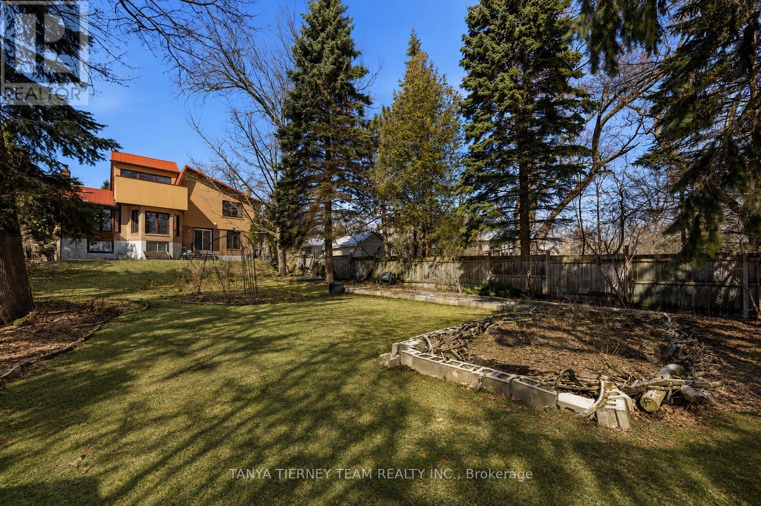 575 Park Crescent, Pickering, Ontario  L1W 2E1 - Photo 43 - E13137384