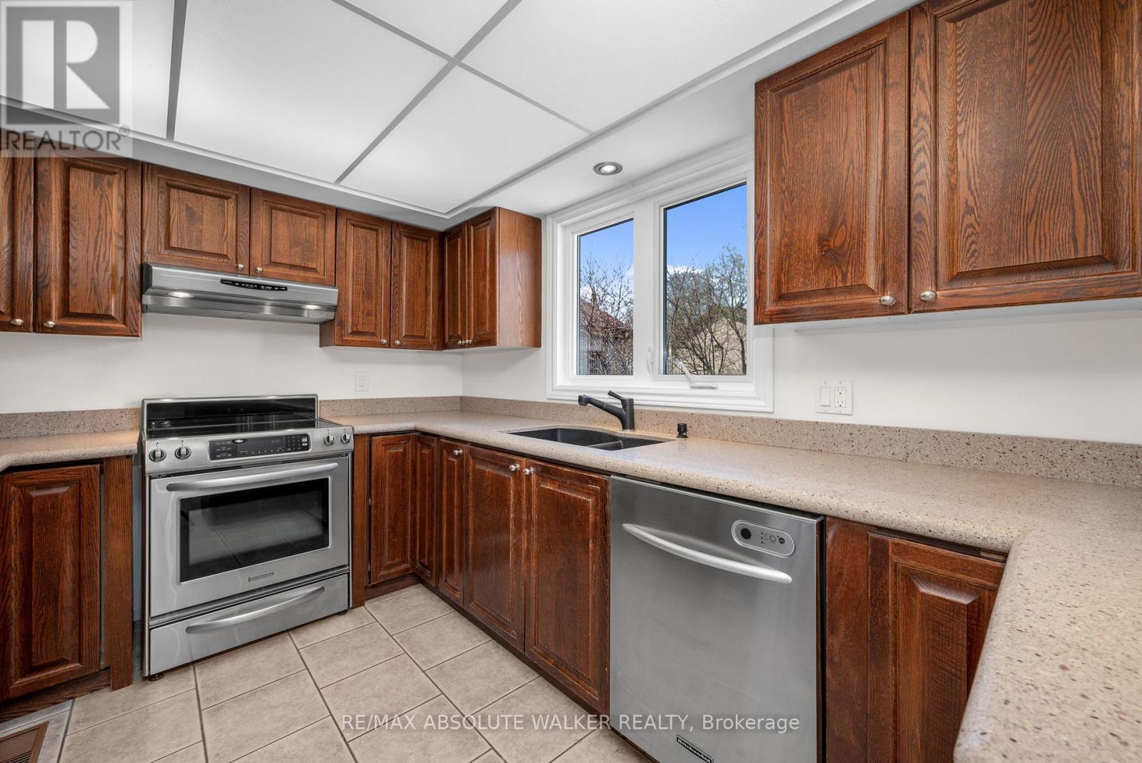 1410 Clay Court, Ottawa, Ontario  K1C 4T2 - Photo 14 - X13090064