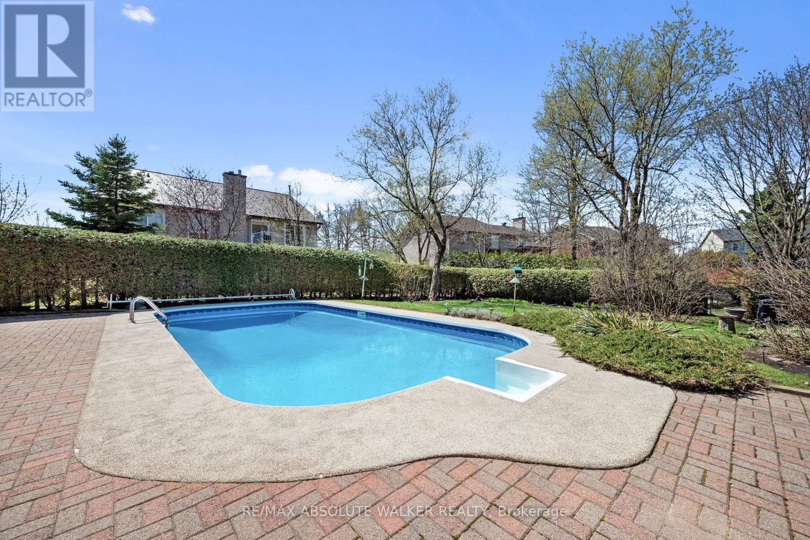 1410 Clay Court, Ottawa, Ontario  K1C 4T2 - Photo 2 - X13090064