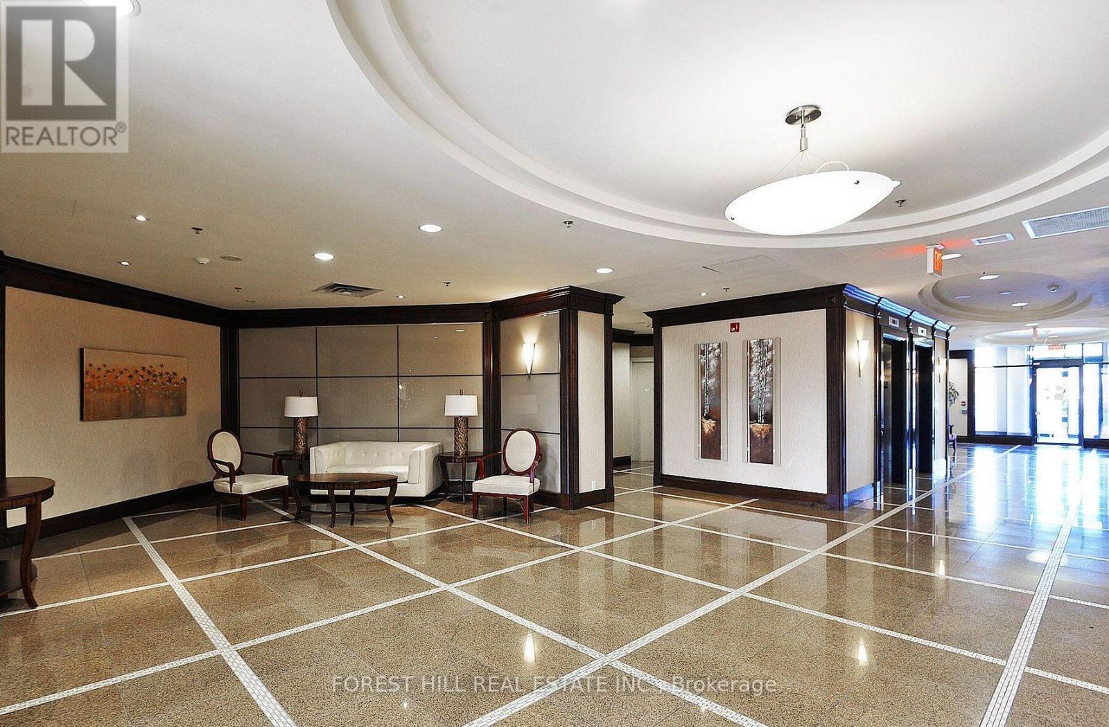 1121 - 18 Harding Boulevard, Richmond Hill, Ontario  L4C 0T3 - Photo 2 - N13137338