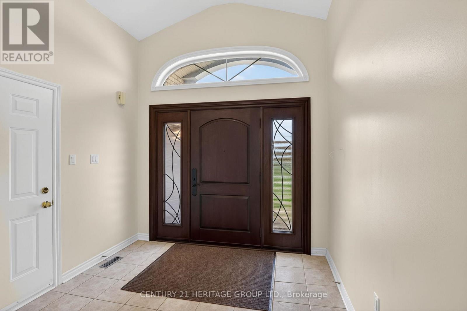 58 Saint Avenue, Bradford West Gwillimbury, Ontario  L3Z 3H7 - Photo 11 - N13137344
