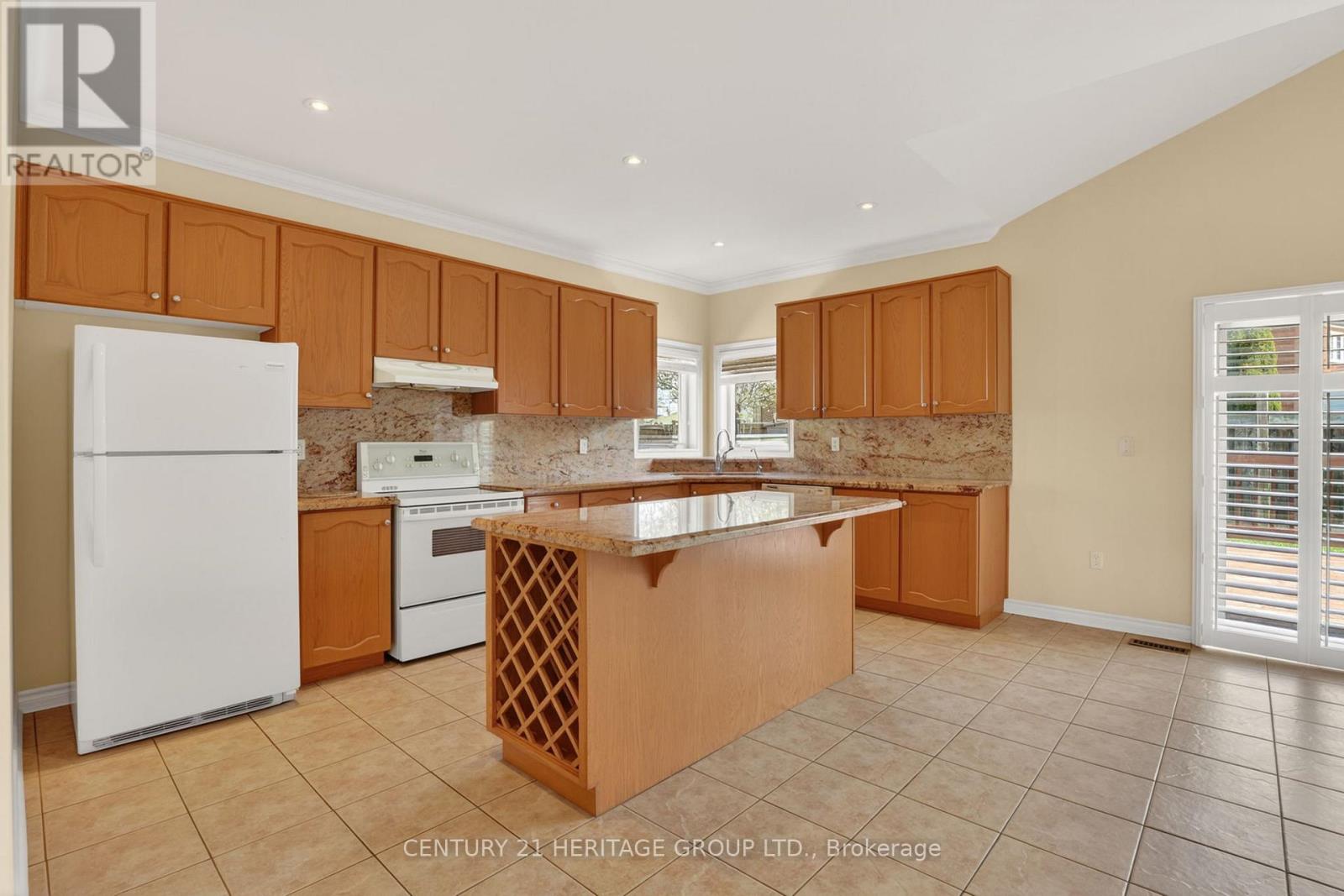 58 Saint Avenue, Bradford West Gwillimbury, Ontario  L3Z 3H7 - Photo 19 - N13137344