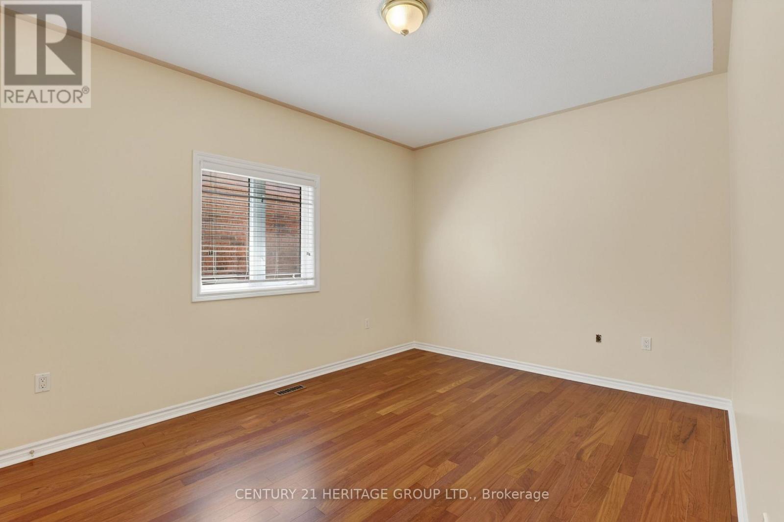 58 Saint Avenue, Bradford West Gwillimbury, Ontario  L3Z 3H7 - Photo 32 - N13137344