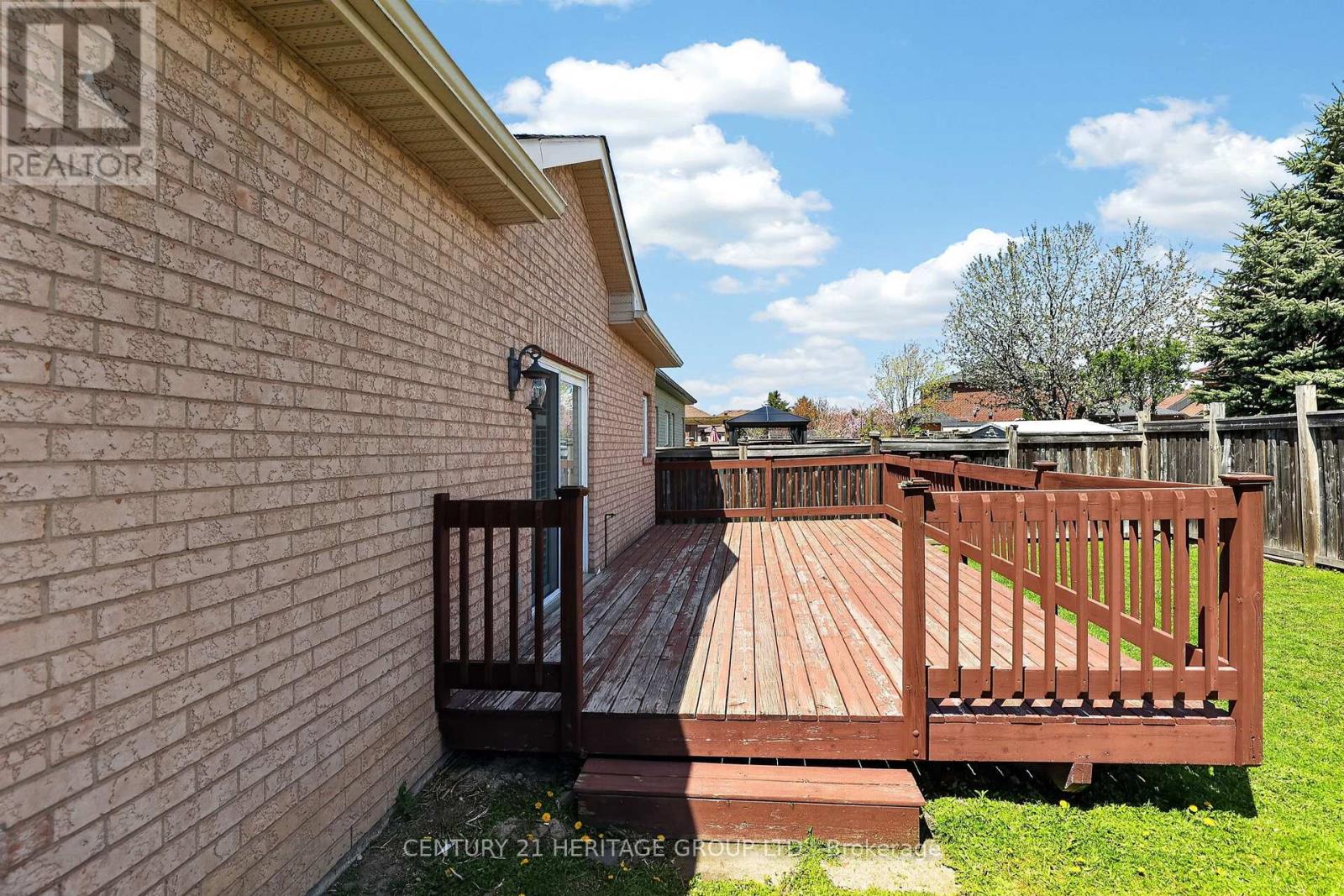 58 Saint Avenue, Bradford West Gwillimbury, Ontario  L3Z 3H7 - Photo 43 - N13137344