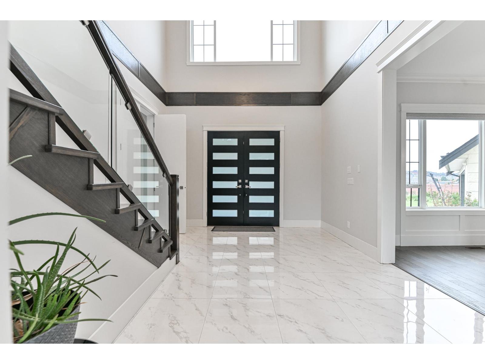 8528 Sylvester Road, Mission, British Columbia  V2V 7K6 - Photo 4 - R3123296