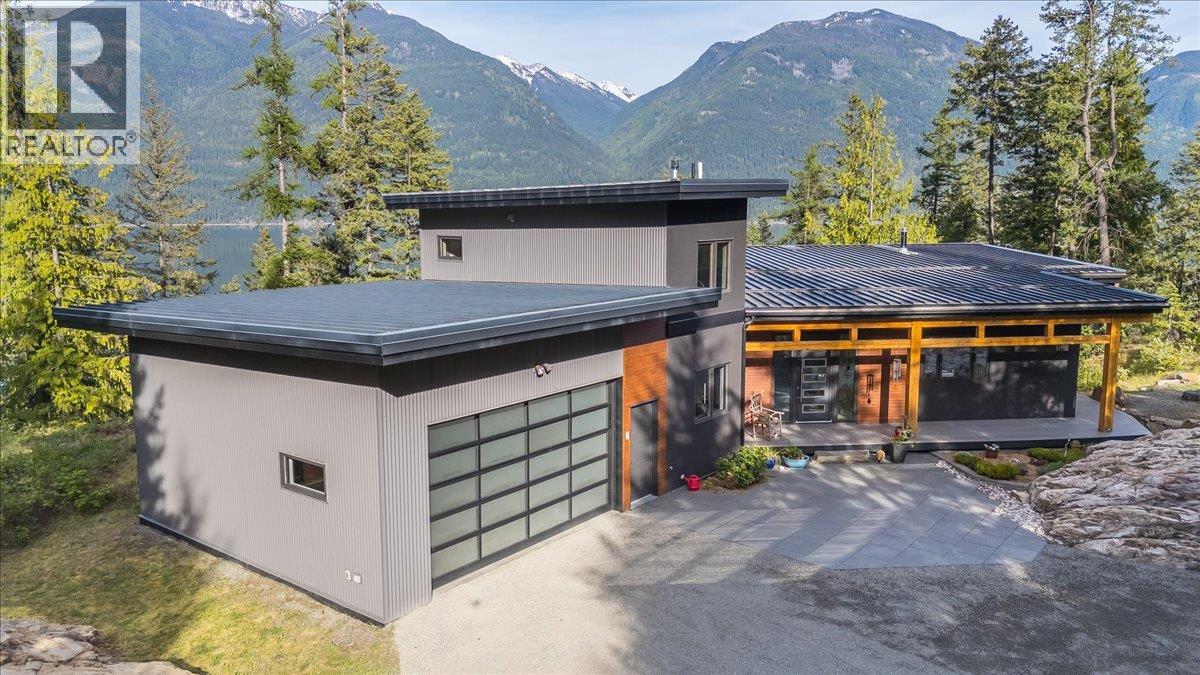 4926 Fletcher Creek Road, Kaslo, British Columbia