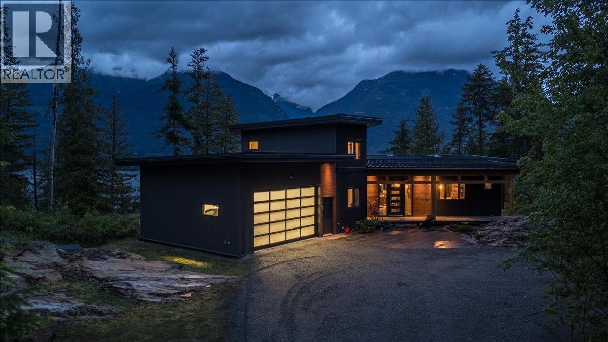 4926 Fletcher Creek Road, Kaslo, British Columbia  V0G 1M0 - Photo 2 - 10385835