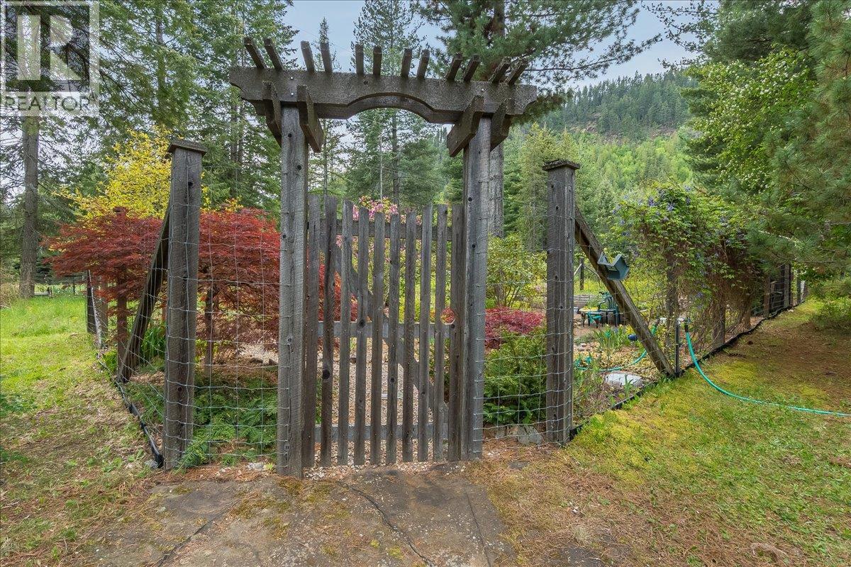 4926 Fletcher Creek Road, Kaslo, British Columbia  V0G 1M0 - Photo 28 - 10385835