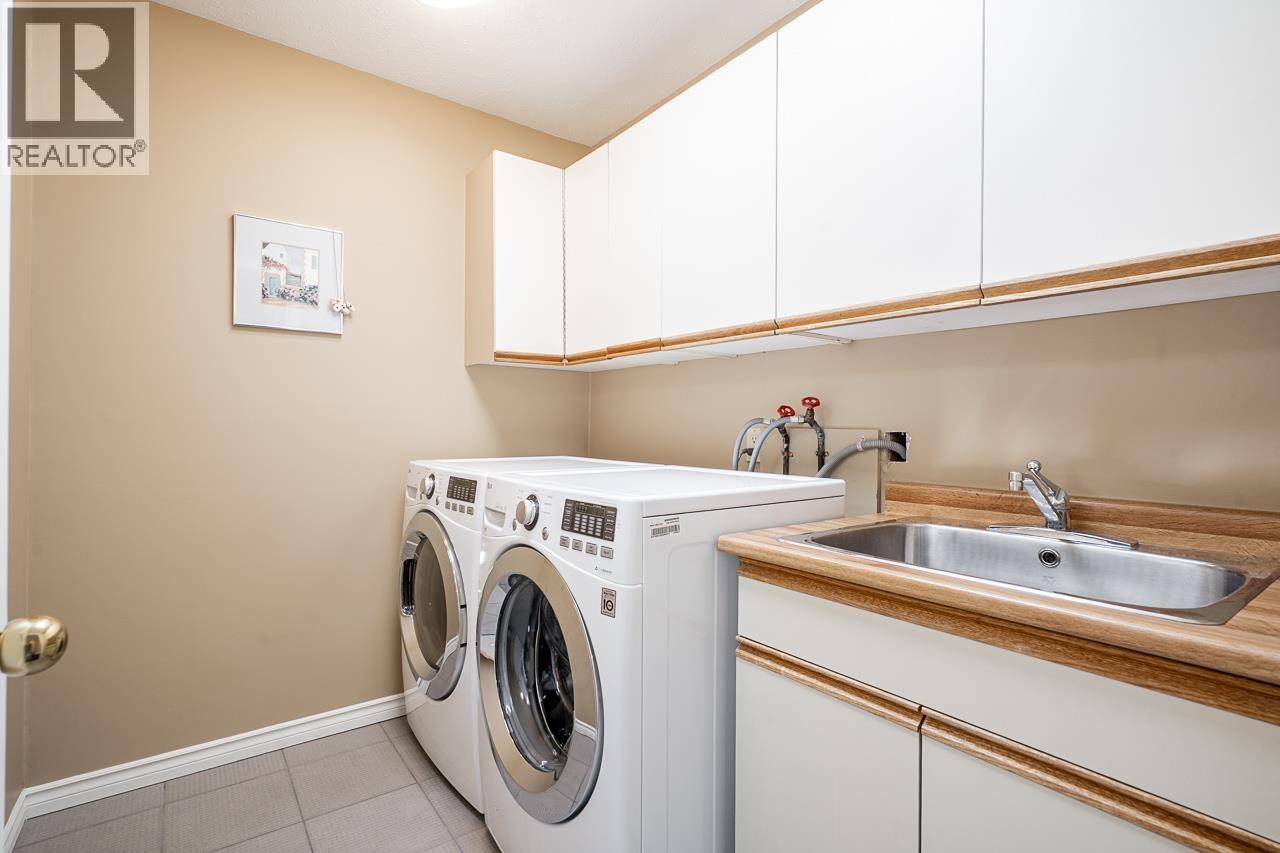 7460 Burnham Court, Burnaby, British Columbia  V5A 4M7 - Photo 29 - R3124366