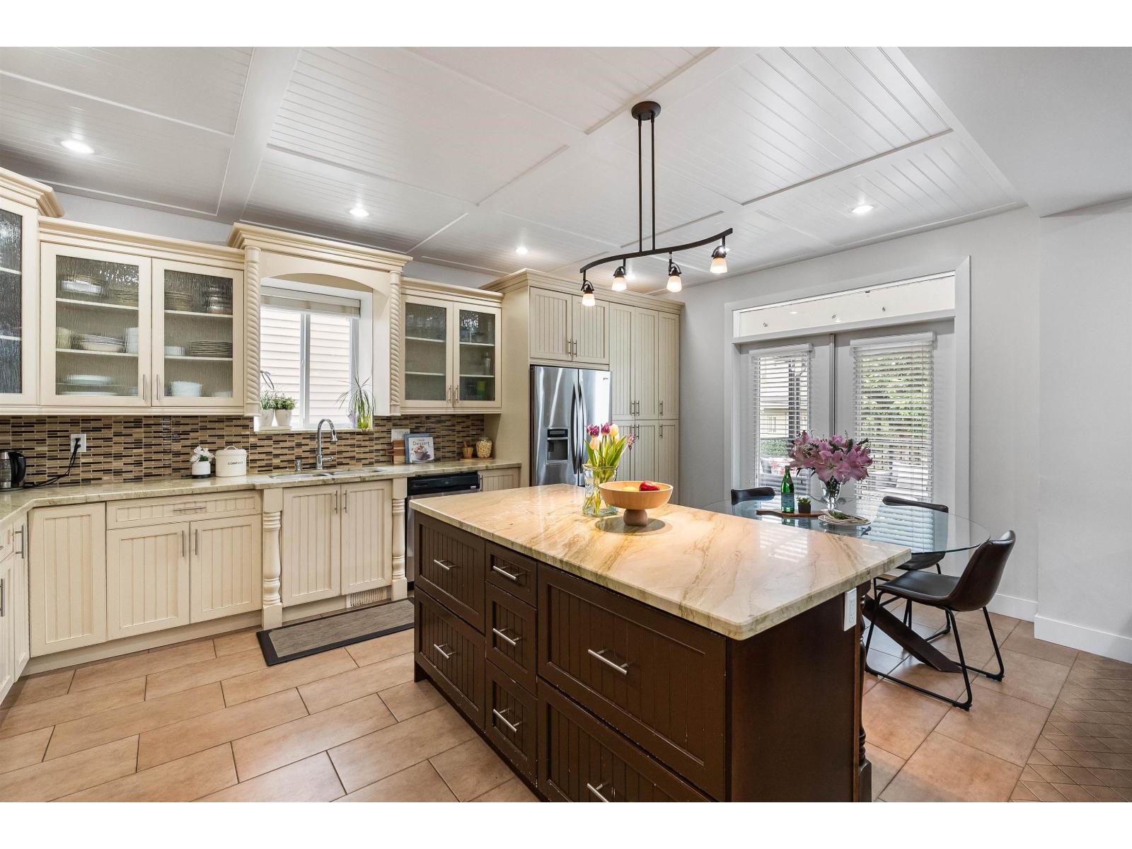 16018 80a Avenue, Surrey, British Columbia  V4N 0J9 - Photo 10 - R3124347