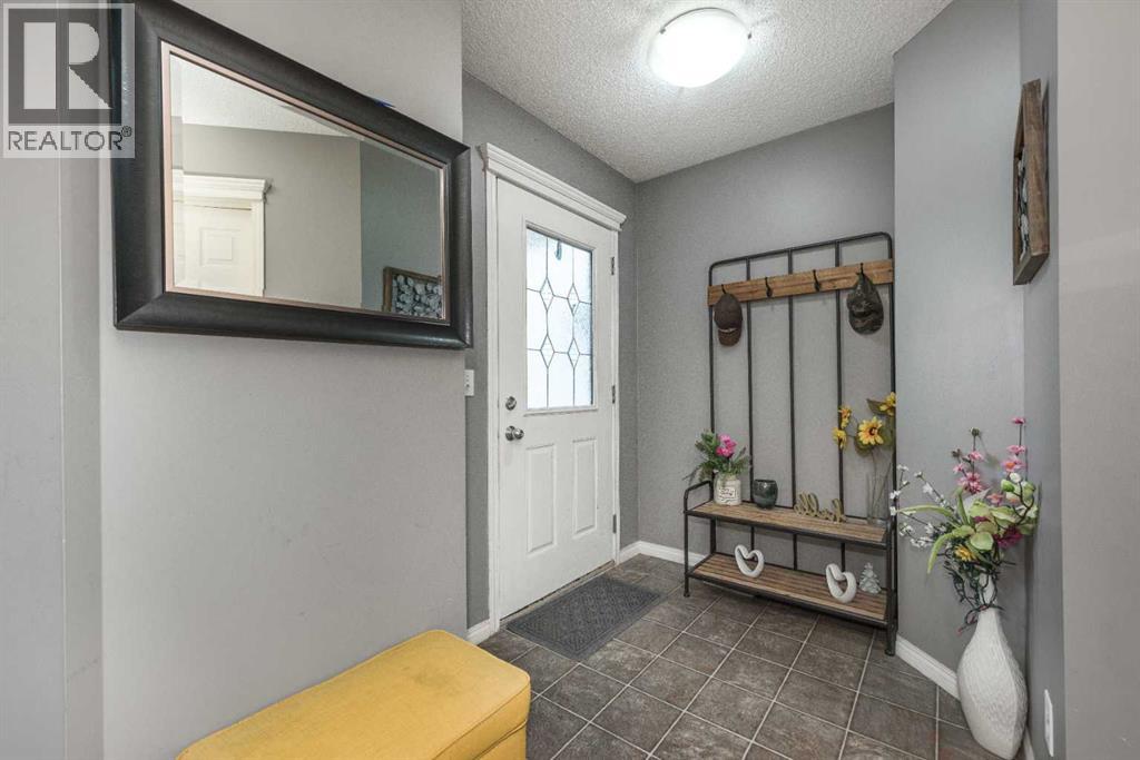 56 Evansbrooke Landing, Calgary, Alberta  T3P 1G5 - Photo 3 - A2301292