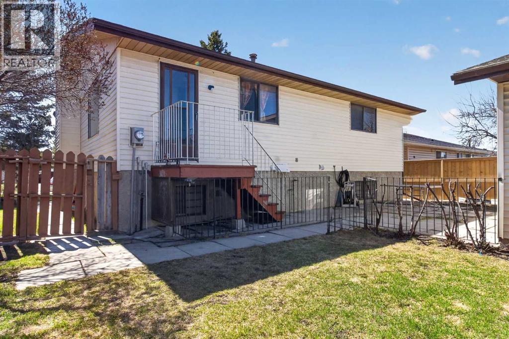 900 Abbeydale Drive NE, Calgary, Alberta  T2A 5Y1 - Photo 33 - A2307433