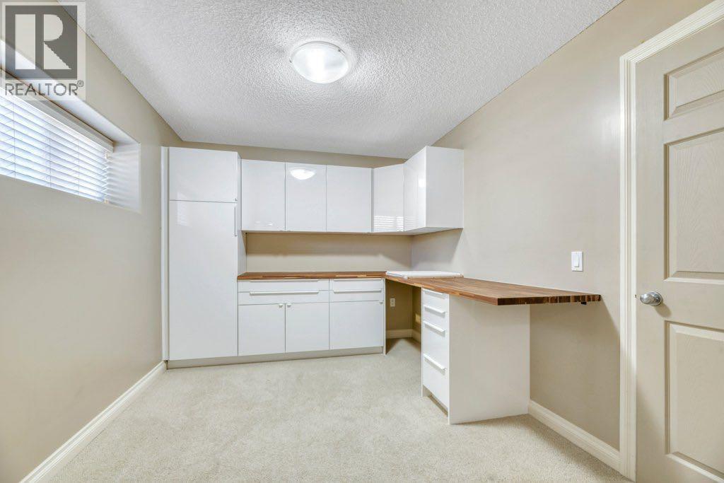 168 West Creek Court, Chestermere, Alberta  T1X 1L8 - Photo 33 - A2309921