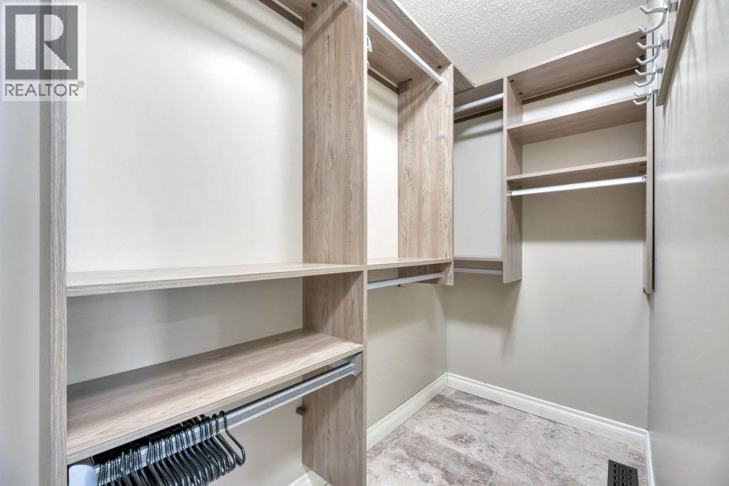 168 West Creek Court, Chestermere, Alberta  T1X 1L8 - Photo 24 - A2309921
