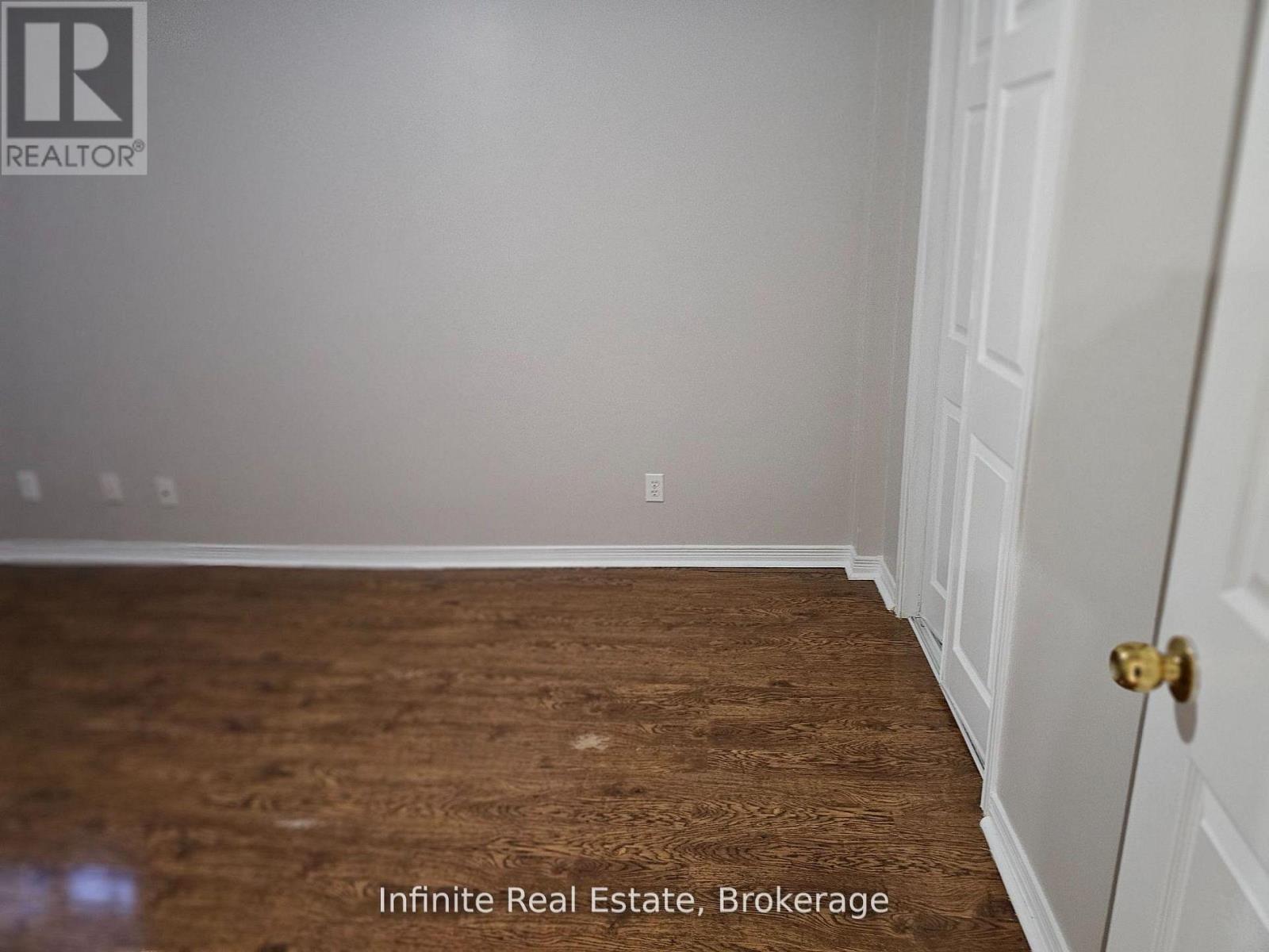 345 Queen Mary Drive, Brampton, Ontario  L7A 3S7 - Photo 6 - W13137280