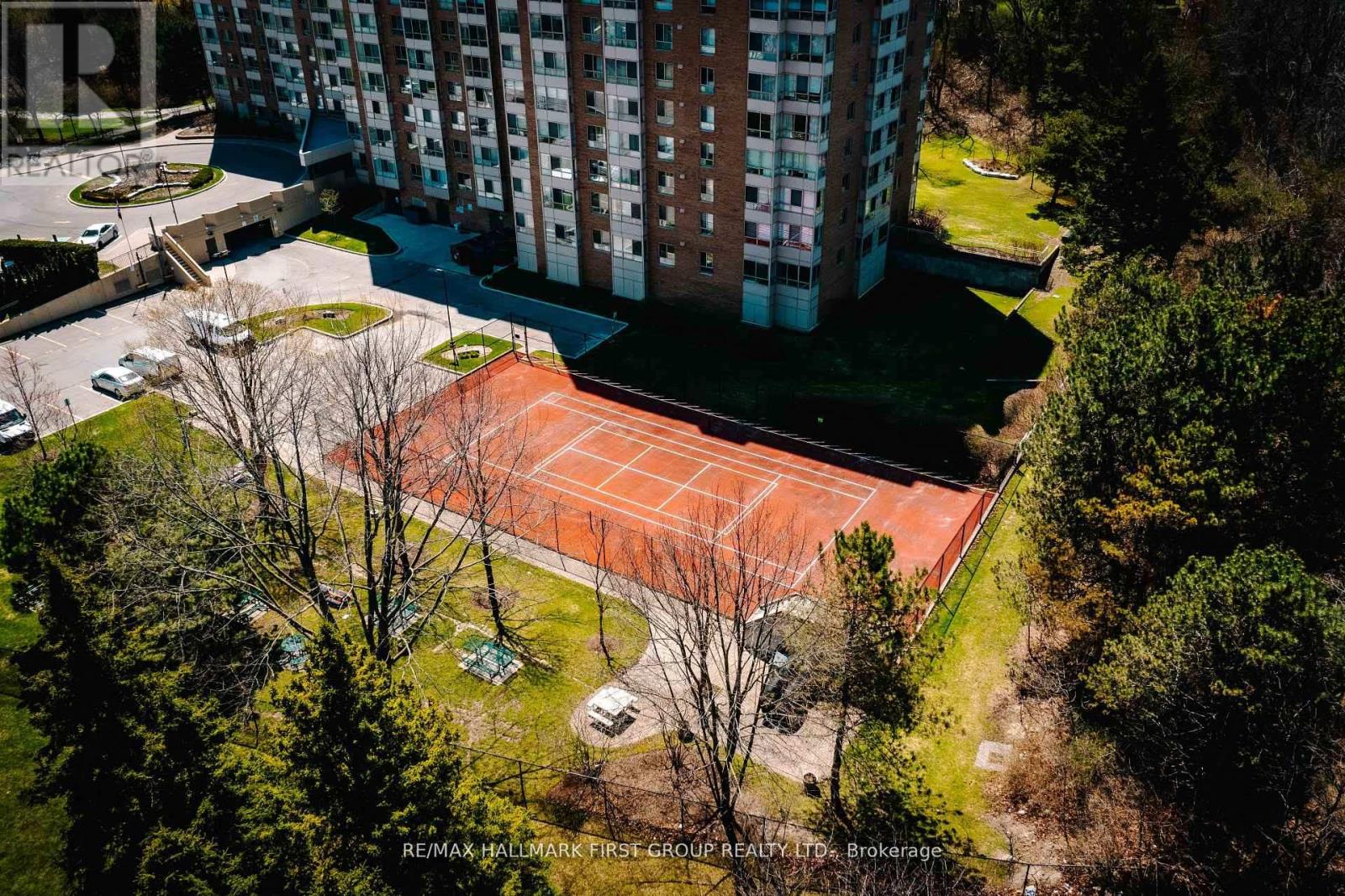 1012 - 1485 Lakeshore Road E, Mississauga, Ontario  L5E 3G2 - Photo 4 - W13137294