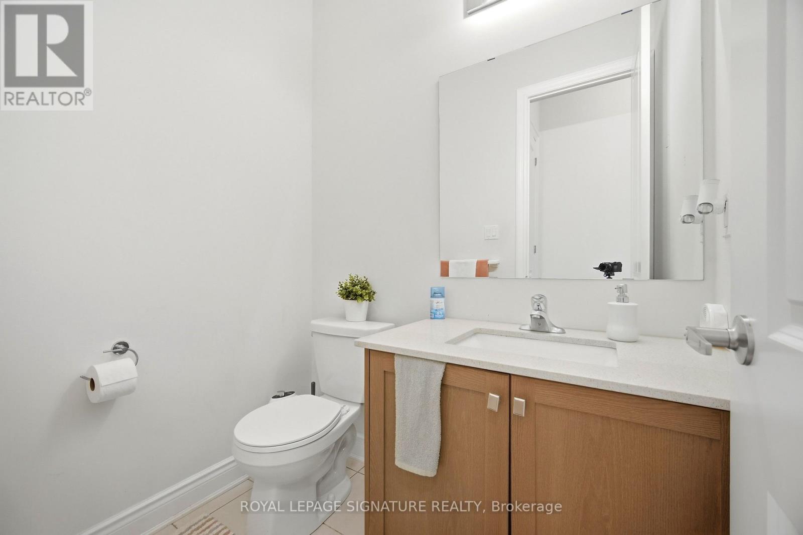 18 Tweedhill Avenue, Caledon, Ontario L7C 4K5 - Photo 23 - W13137316