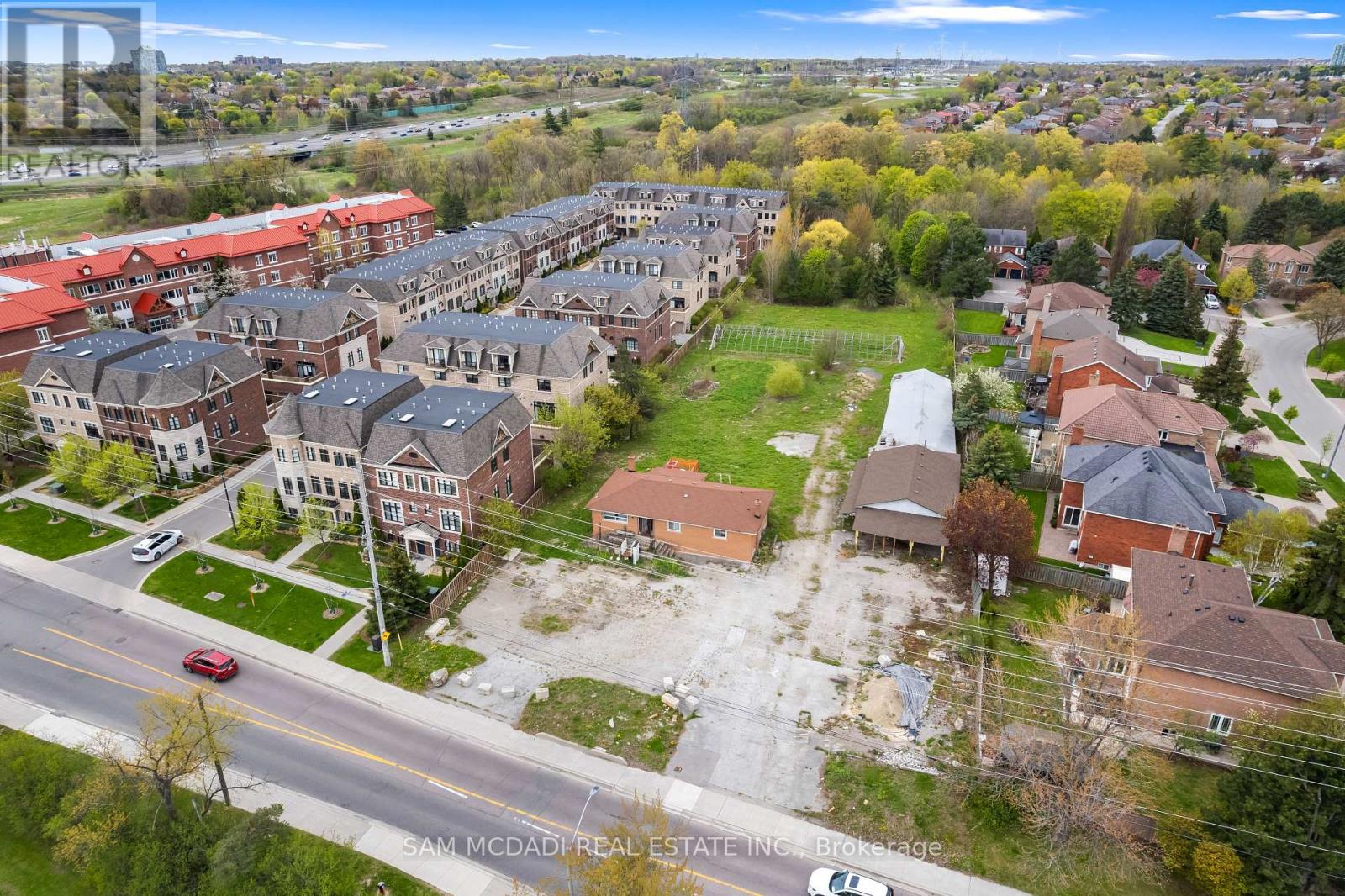 4410 Mississauga Road, Mississauga, Ontario  L5M 7C8 - Photo 4 - W13137318