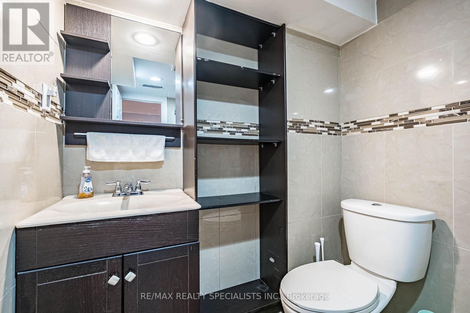321 Kingsleigh Court, Milton, Ontario  L9T 1X6 - Photo 42 - W13137324