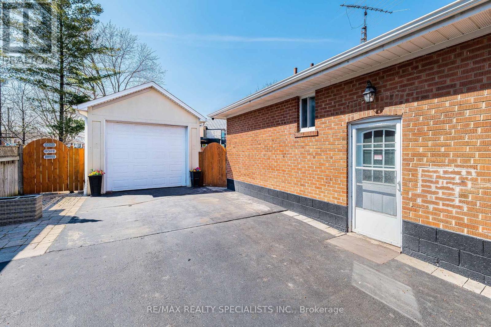 321 Kingsleigh Court, Milton, Ontario  L9T 1X6 - Photo 45 - W13137324