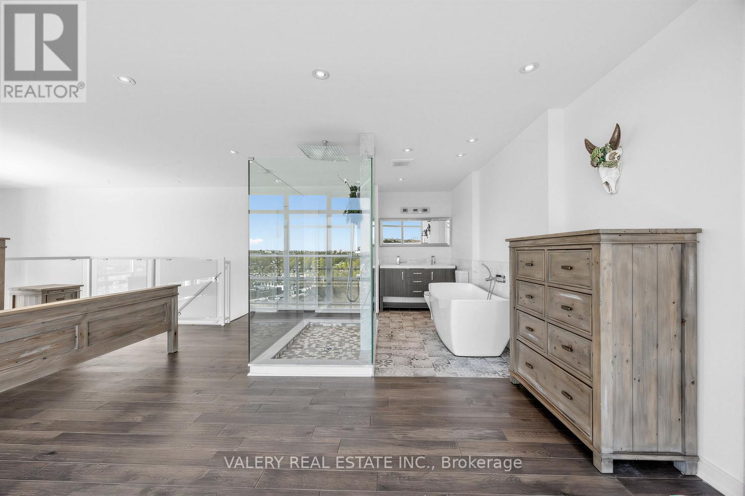 827 - 250 Manitoba Street, Toronto, Ontario  M8Y 4G8 - Photo 12 - W13137364