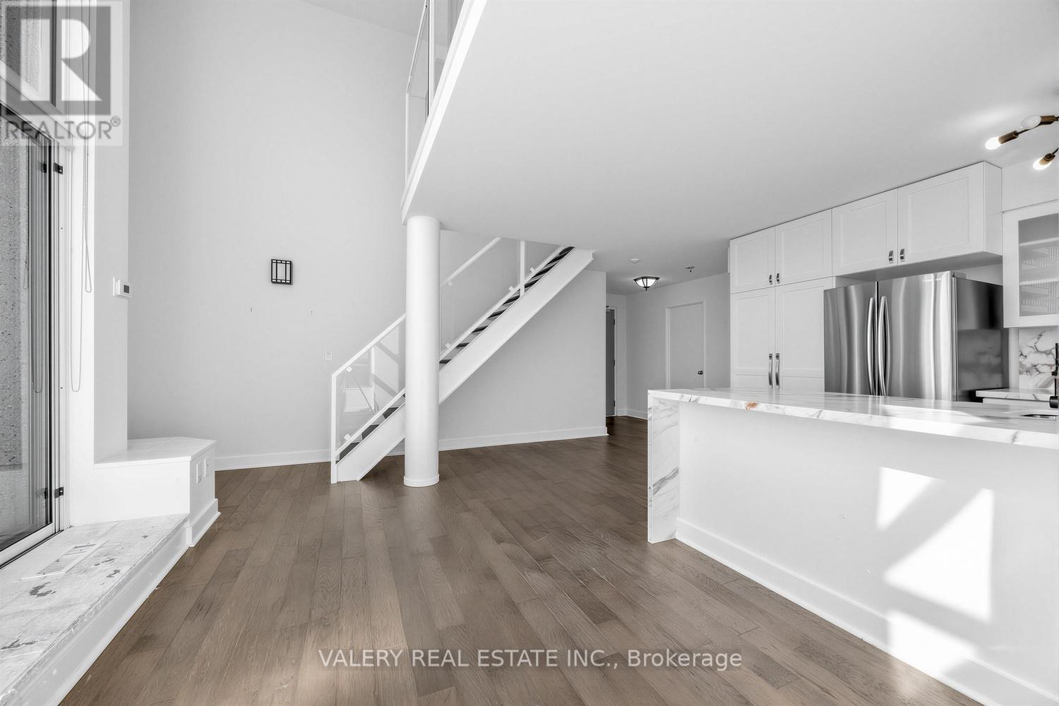 827 - 250 Manitoba Street, Toronto, Ontario  M8Y 4G8 - Photo 6 - W13137364