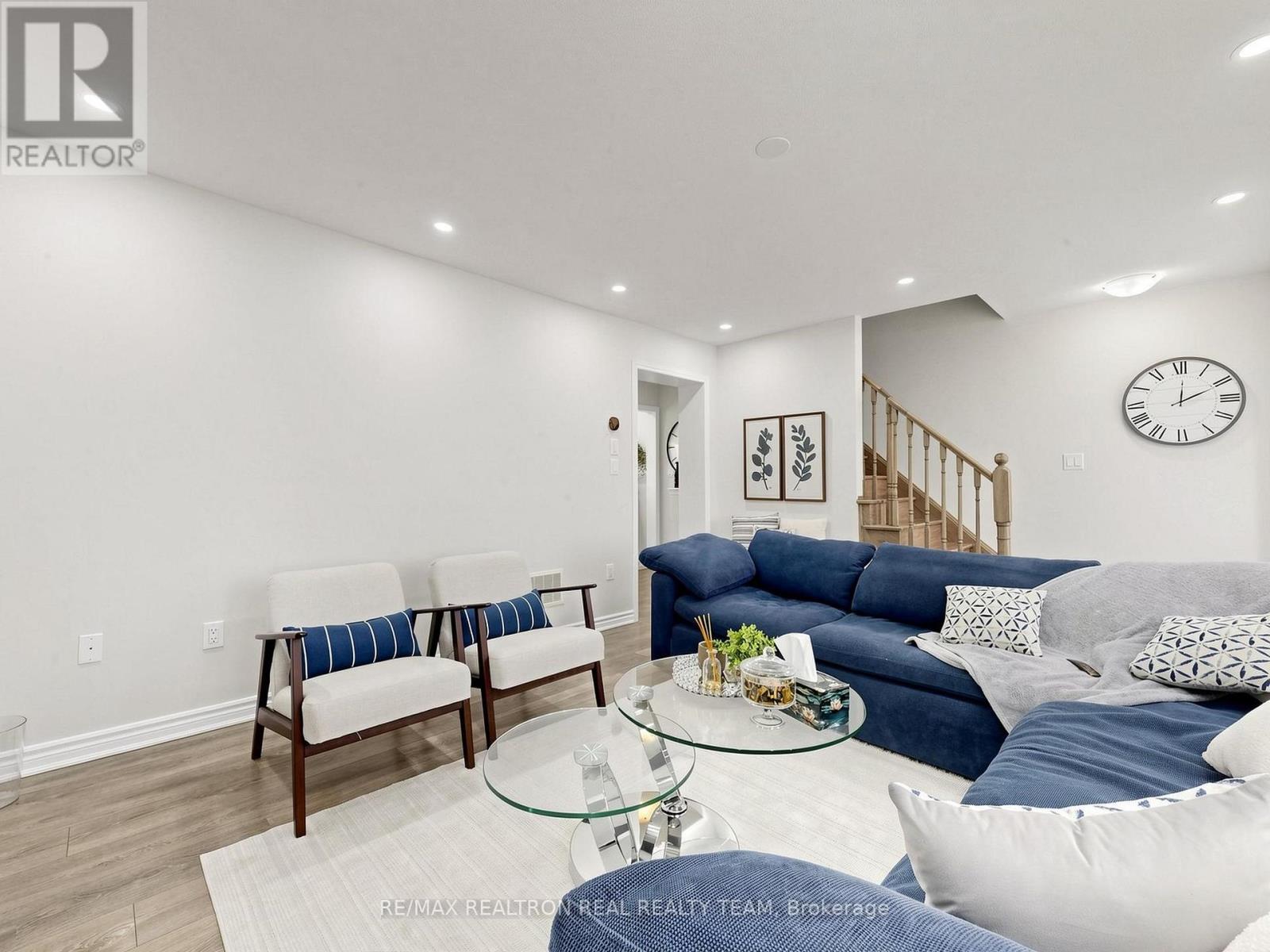 2708 Burkholder Drive, Pickering, Ontario  L1X 0G2 - Photo 8 - E13135930