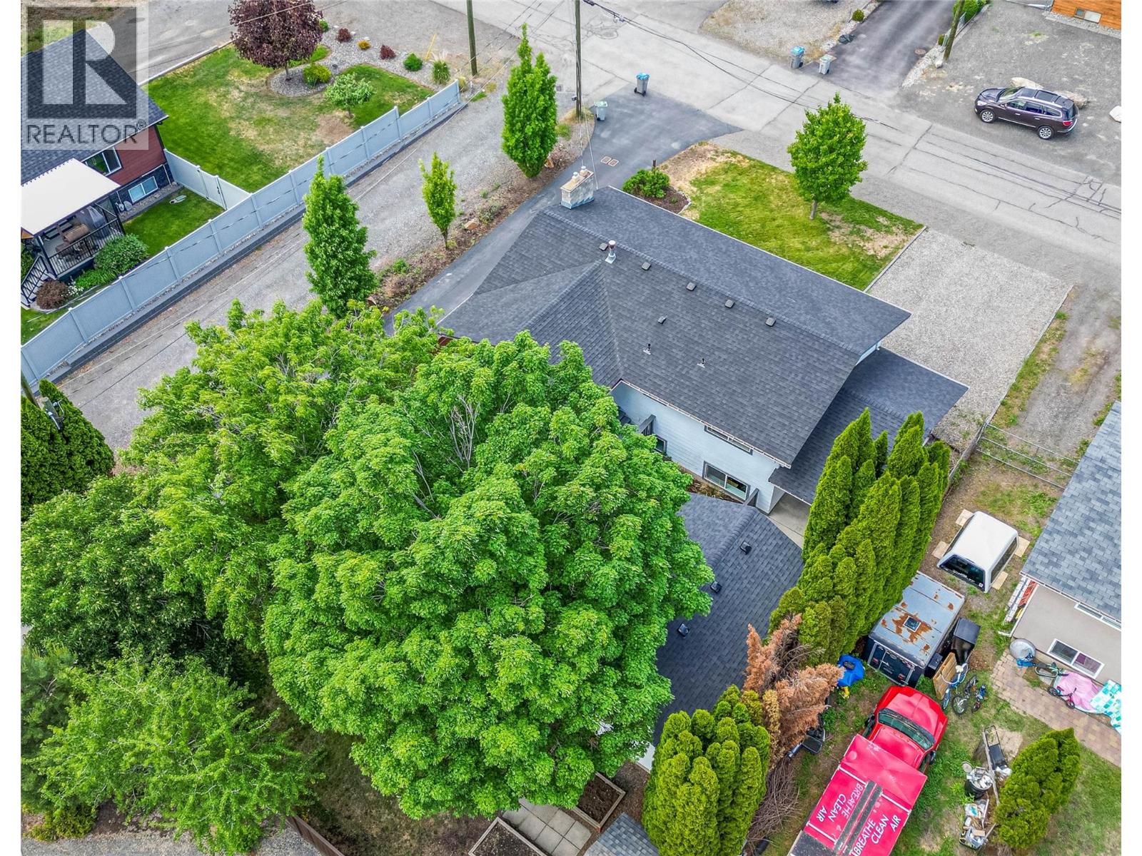 879 Serle Road, Kamloops, British Columbia  V2B 6L8 - Photo 48 - 10387680