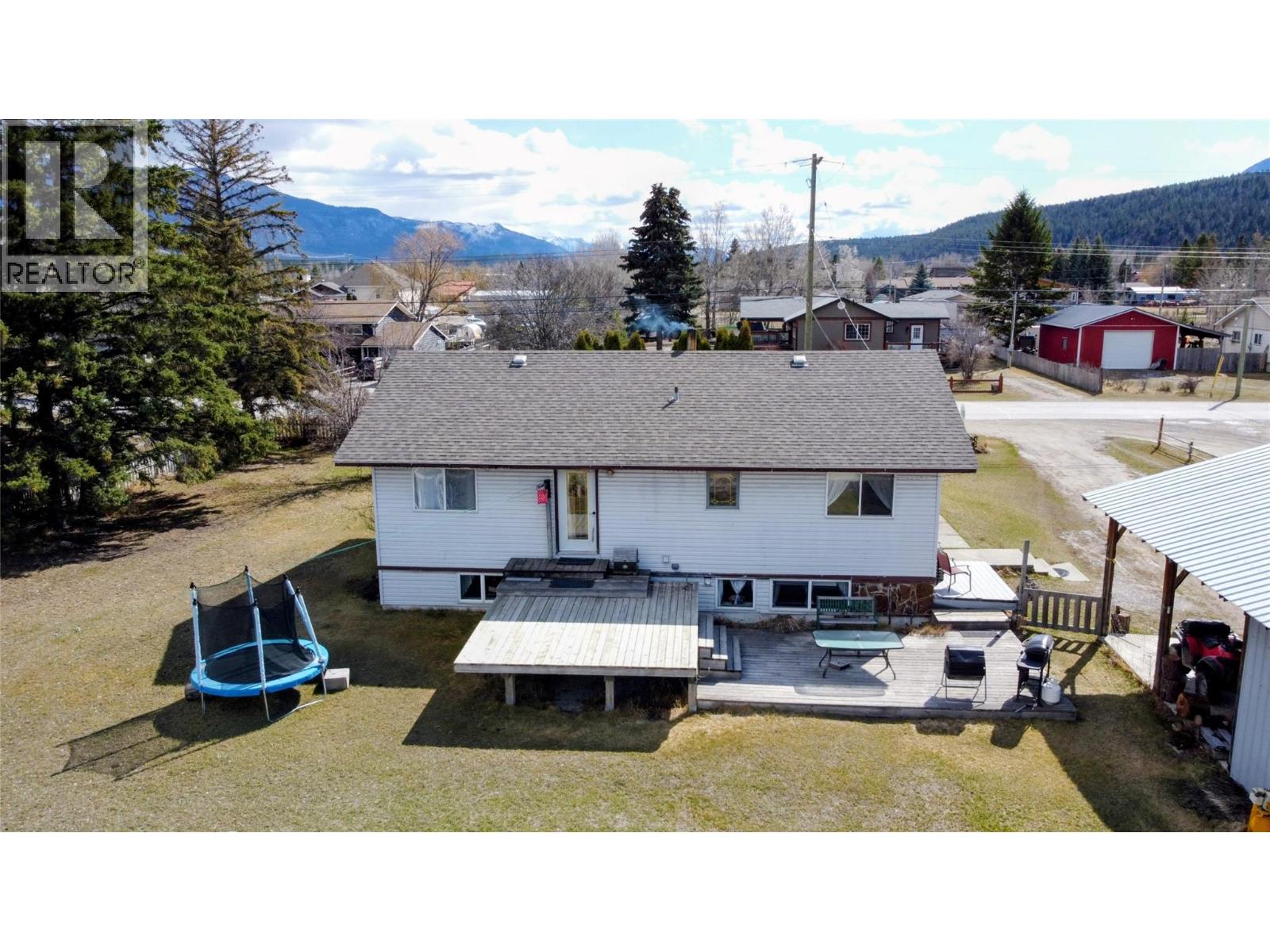 4771 Burns Avenue, Canal Flats, British Columbia  V0B 1B0 - Photo 19 - 10381653