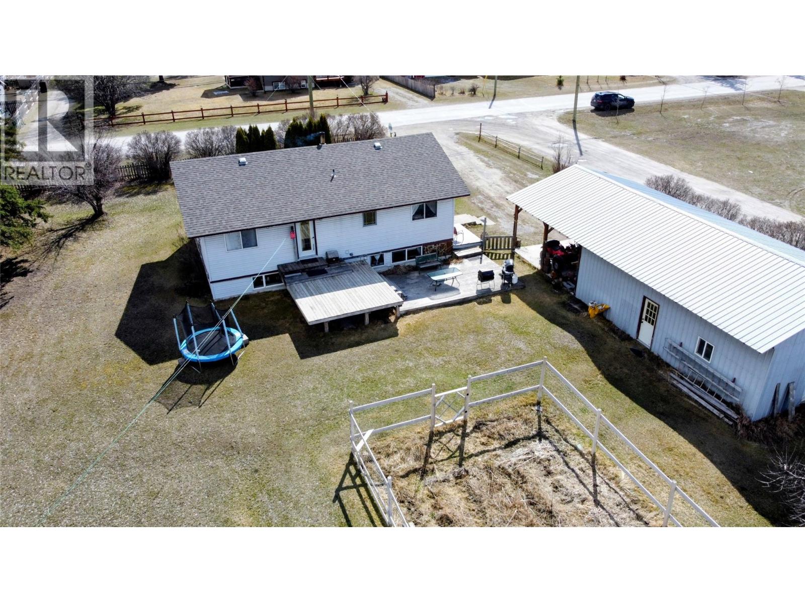4771 Burns Avenue, Canal Flats, British Columbia  V0B 1B0 - Photo 20 - 10381653