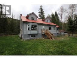 561 Willow Street, Fauquier, British Columbia