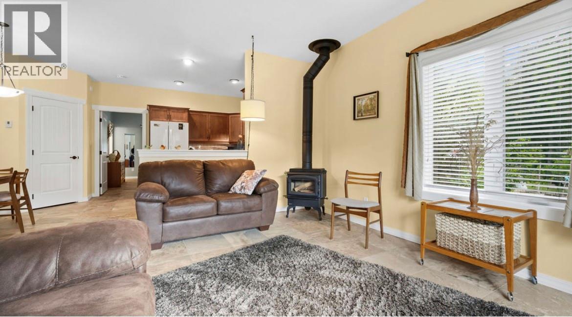 427 Bayles Road, Nakusp, British Columbia  V0G 1R1 - Photo 11 - 10387535