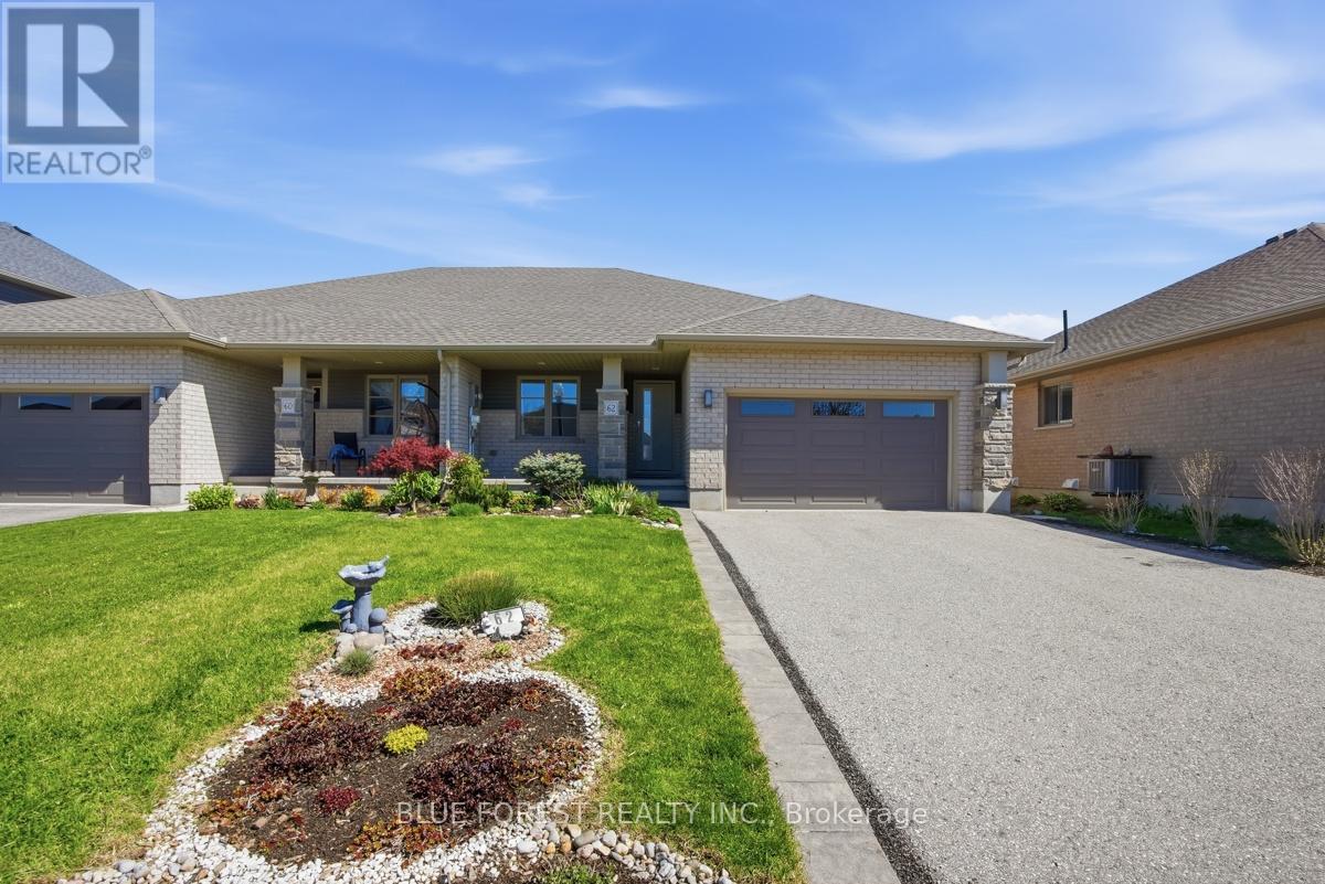 62 Blairmont Terrace, St. Thomas, Ontario  N6B 2G5 - Photo 2 - X13137412