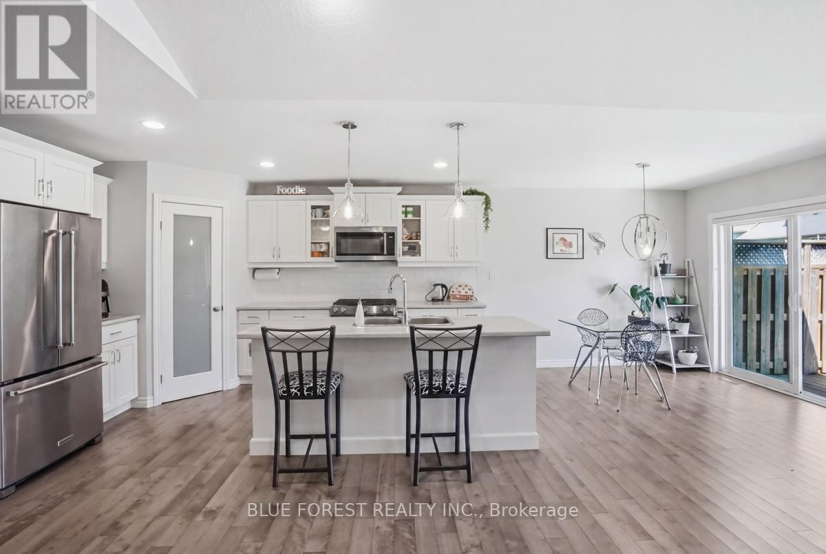 62 Blairmont Terrace, St. Thomas, Ontario  N6B 2G5 - Photo 9 - X13137412