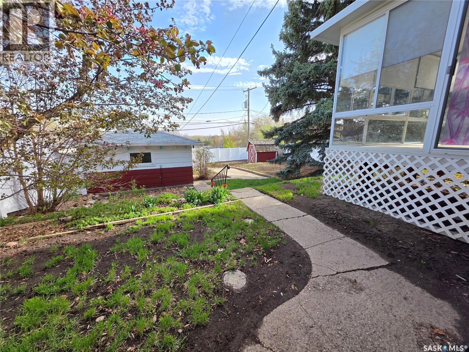 1446 Taylor Drive, Swift Current, Saskatchewan  S9H 1M9 - Photo 26 - SK036191