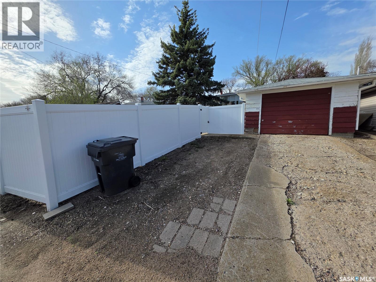1446 Taylor Drive, Swift Current, Saskatchewan  S9H 1M9 - Photo 29 - SK036191