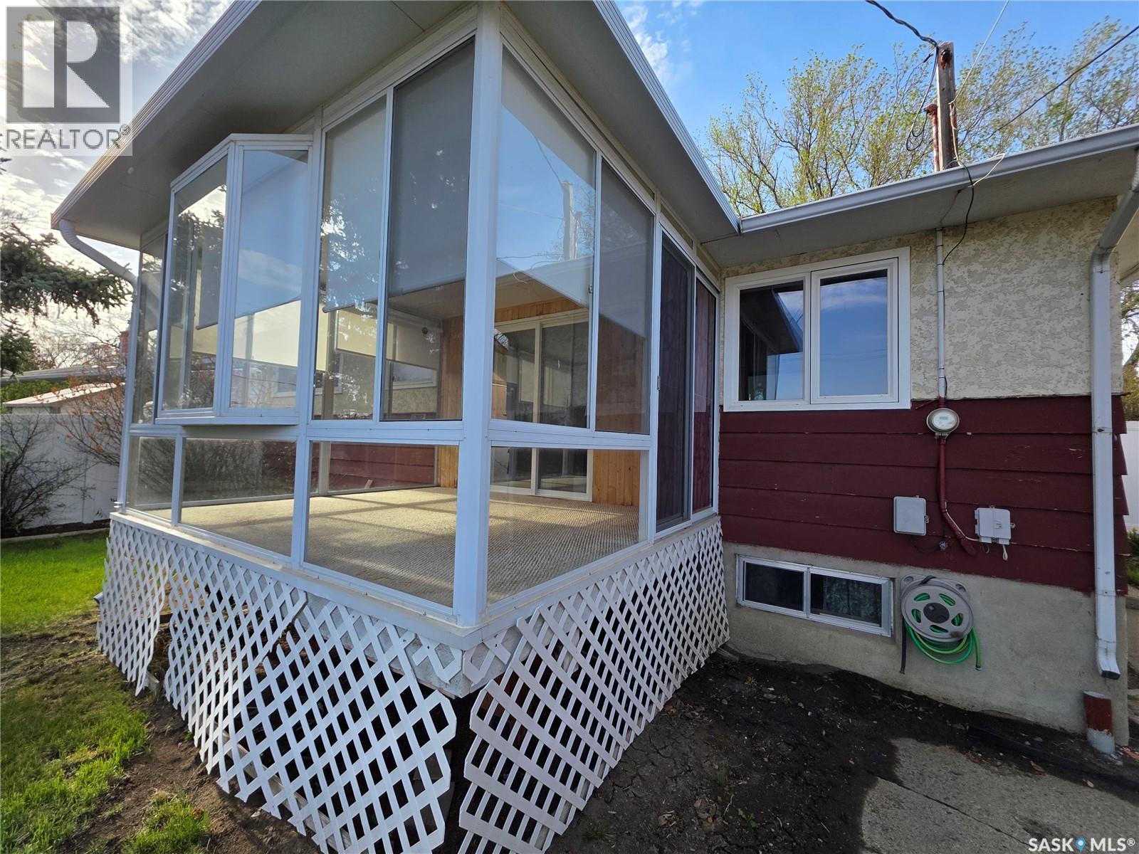 1446 Taylor Drive, Swift Current, Saskatchewan  S9H 1M9 - Photo 31 - SK036191