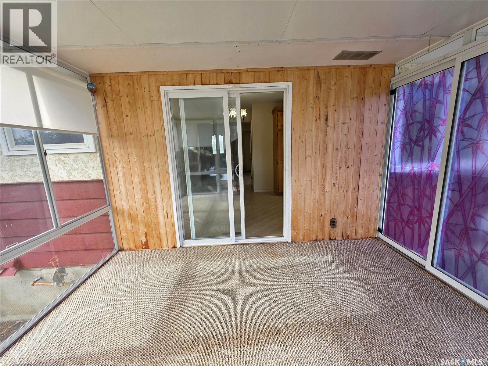 1446 Taylor Drive, Swift Current, Saskatchewan  S9H 1M9 - Photo 6 - SK036191
